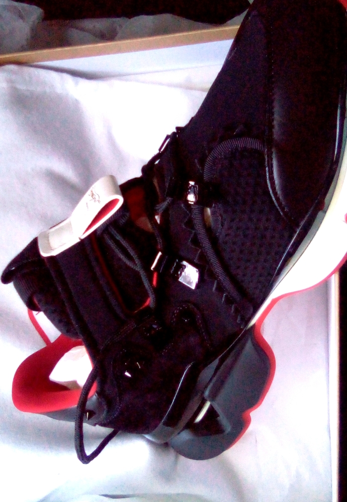 CHRISTIAN LOUBOUTIN 100% Authentic